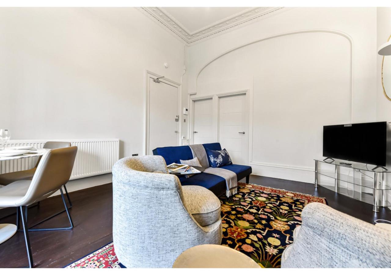 Upscale Urban Haven: Luxury Flat Apartamento Londres Exterior foto